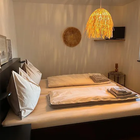 Mauerbluemchen * Dornbach